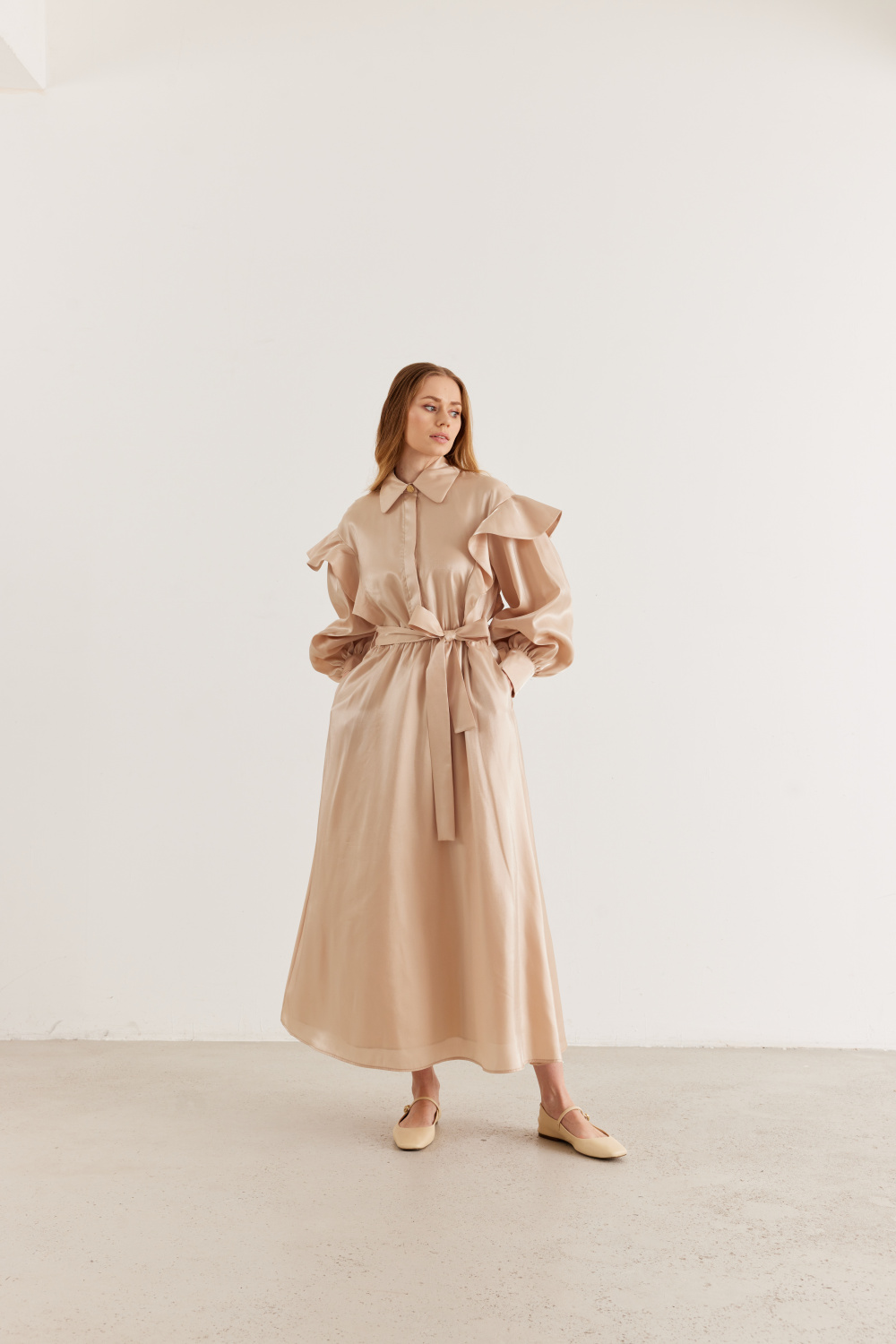 Fırfırlı Elbise Parlak Bej - 3