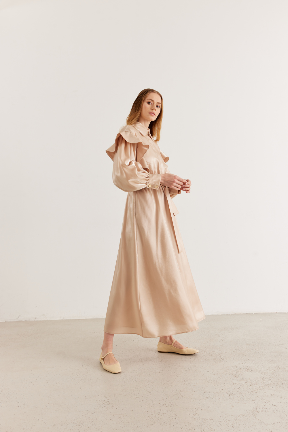 Fırfırlı Elbise Parlak Bej - 2