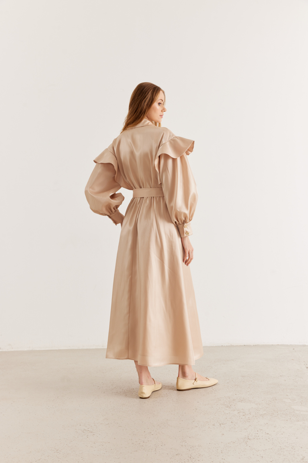 Fırfırlı Elbise Parlak Bej - 7