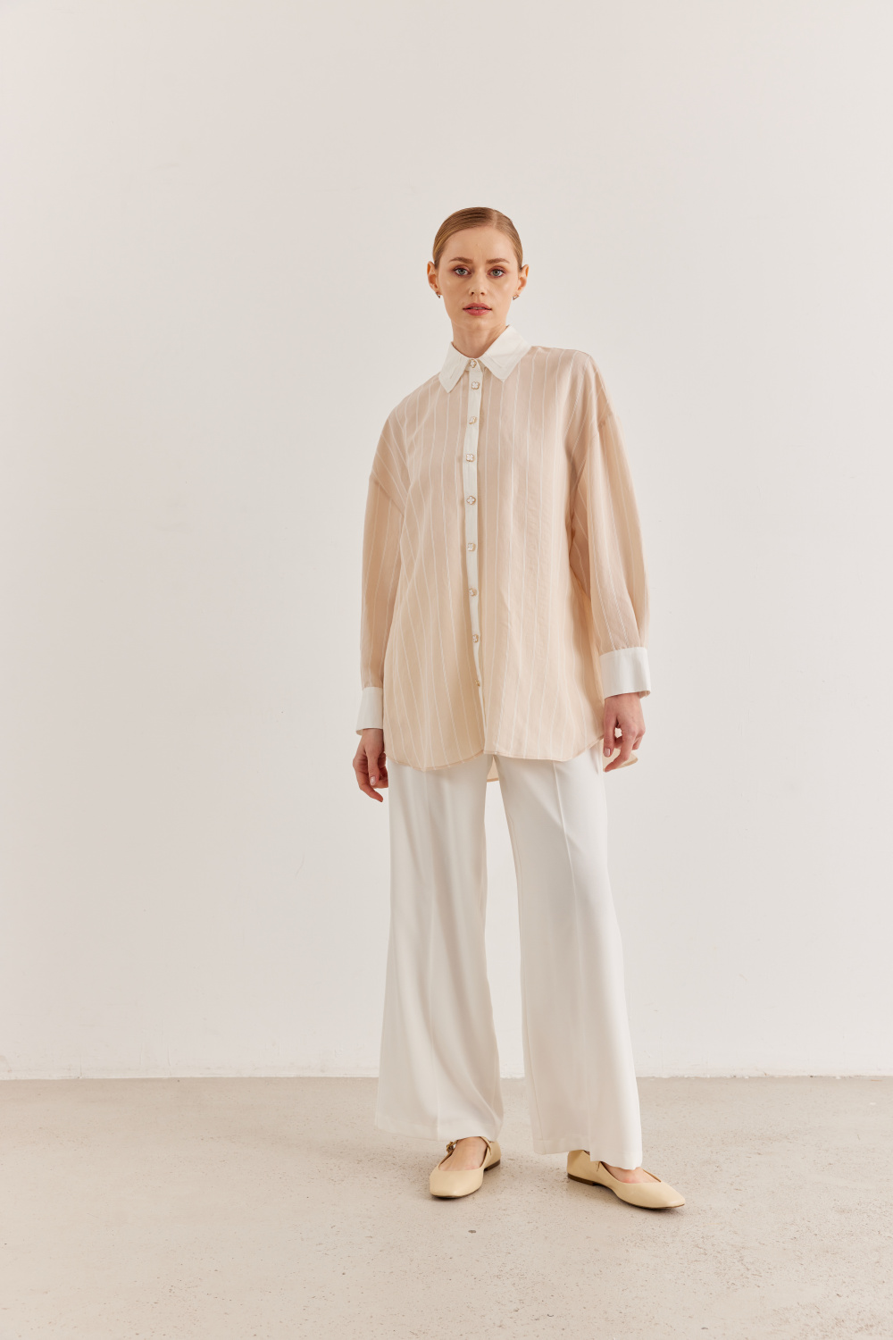 Metal Düğme Detaylı Çizgili Gömlek Bej - 1