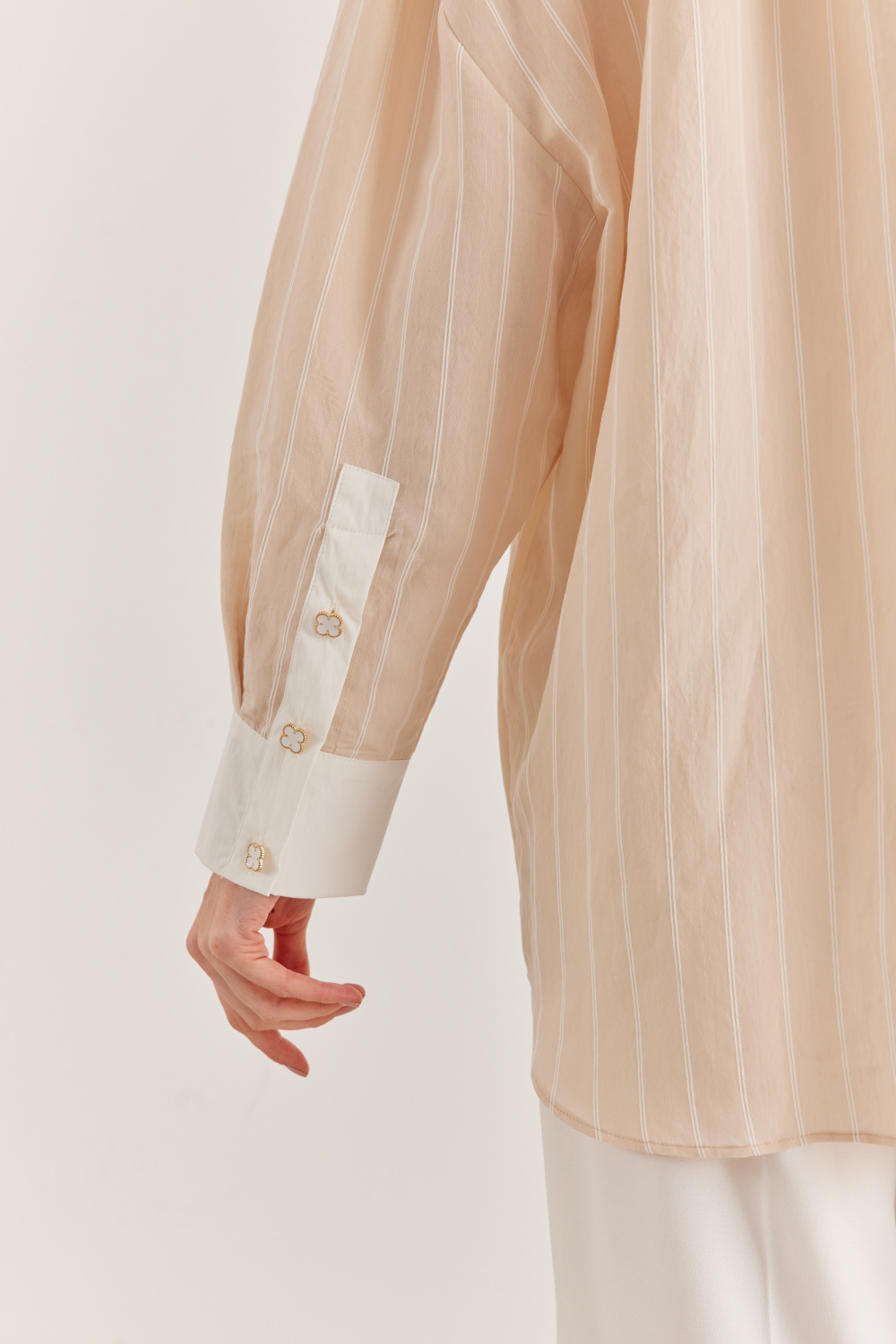 Metal Düğme Detaylı Çizgili Gömlek Bej - 5
